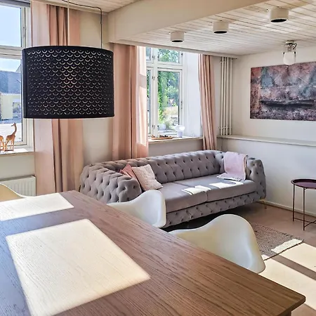 3 Bedroom Pet Friendly In Apartment Faaborg