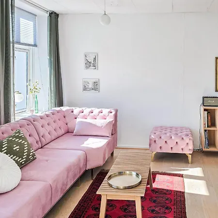 Apartment 3 Bedroom Pet Friendly In Faaborg